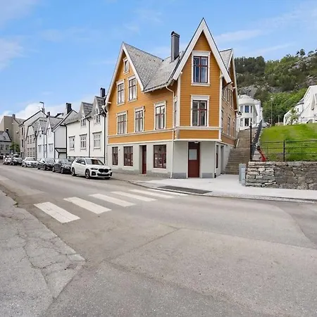 Charming, Central, Coffee Machine Alesund Exterior photo